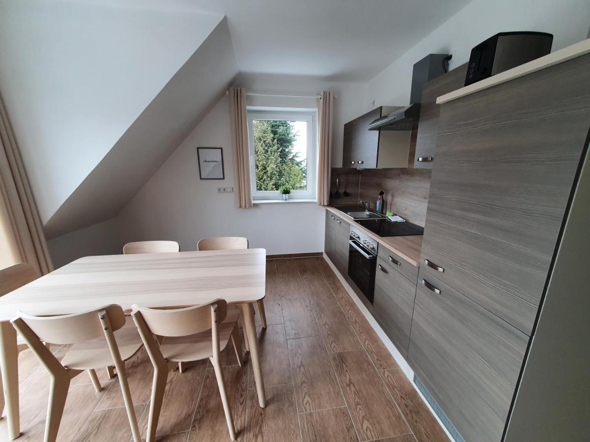 アウリッヒHaus Taybeerwegアパートメント エクステリア 写真